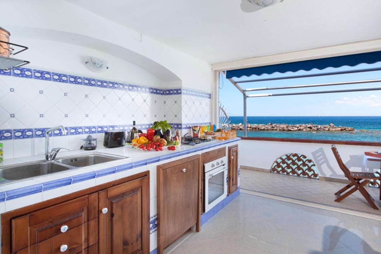 Casa Vacanza Verde Smeraldo- Масса-Лубренсе Экстерьер фото