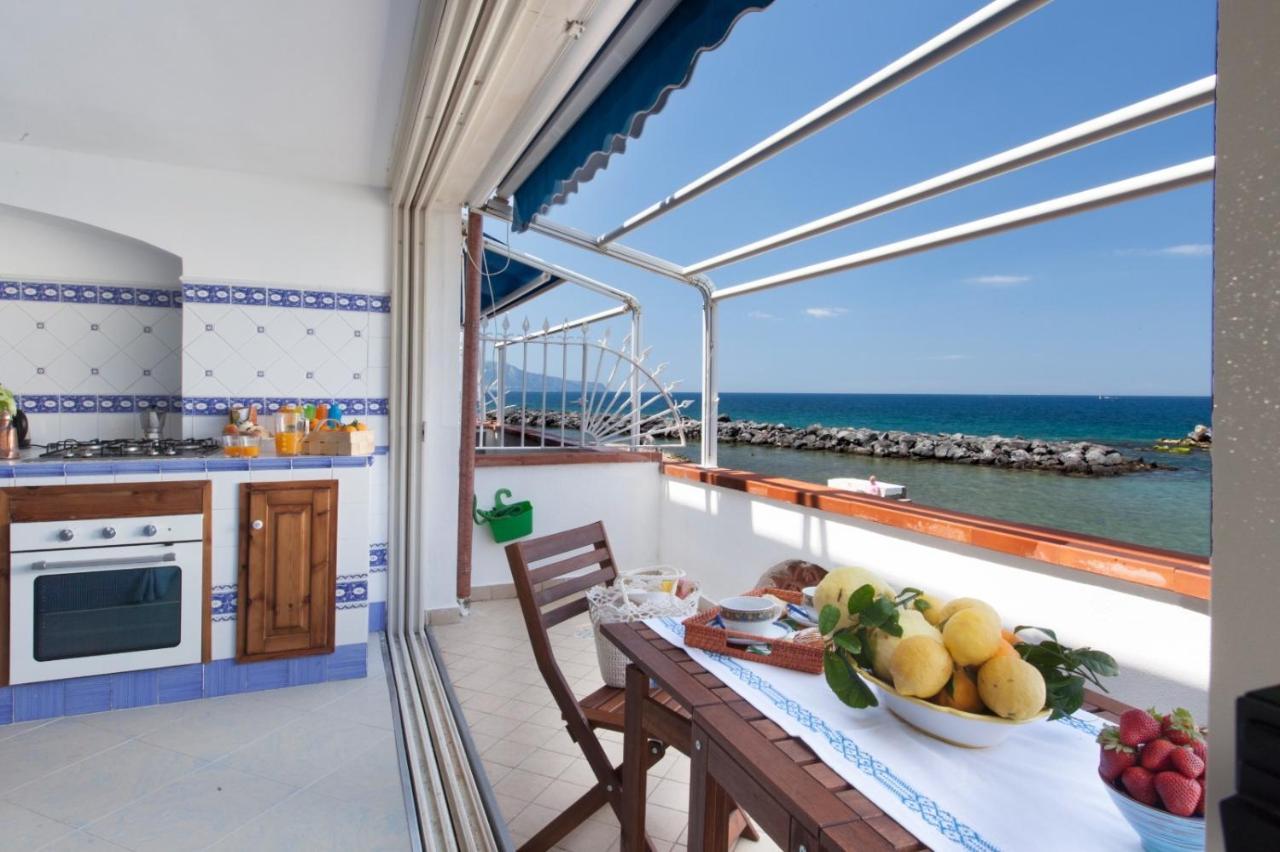 Casa Vacanza Verde Smeraldo- Масса-Лубренсе Экстерьер фото